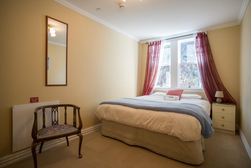 Fellworth House For Solo Travellers Hotel Nelson Ngoại thất bức ảnh